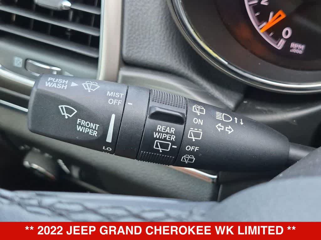 Used 2022 Jeep Grand Cherokee Limited w/ Tech Group RWD image 25