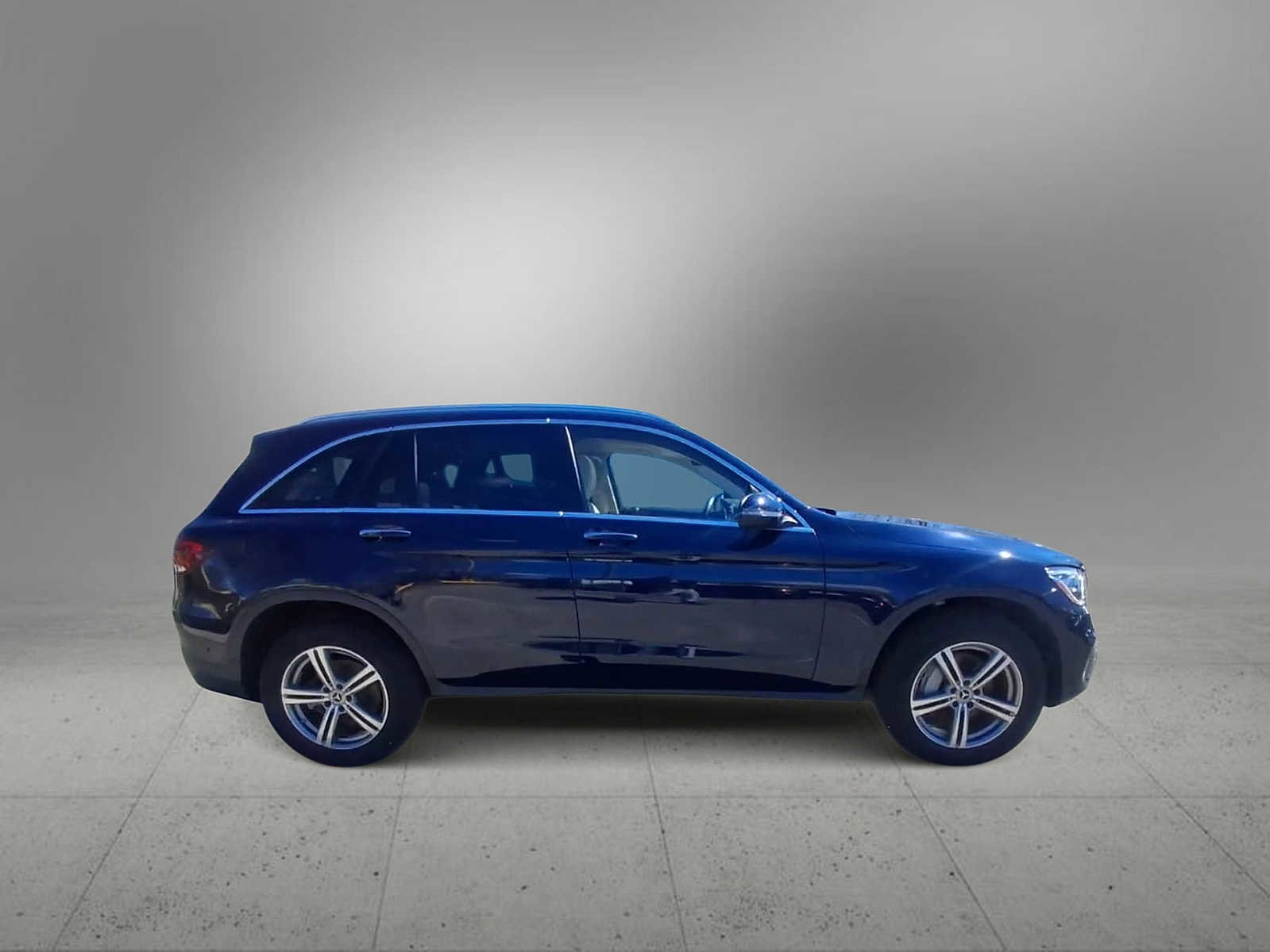 Used 2022 Mercedes-Benz GLC 300 4MATIC image 9