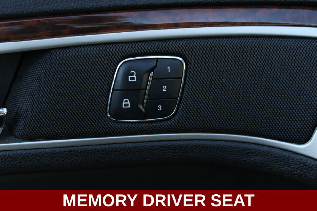 Used 2016 Lincoln MKZ w/ Equipment Group 300A Reserve FWD image 4
