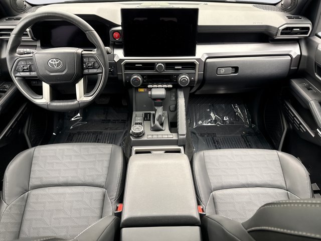 Used 2025 Toyota 4Runner TRD Off-Road Premium AWD/4WD image 14