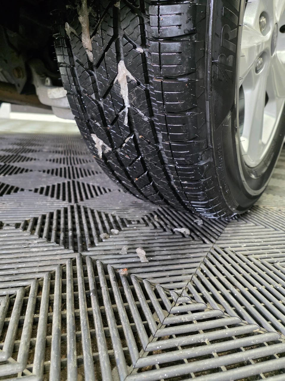 Used 2019 Ford Edge SE image 33