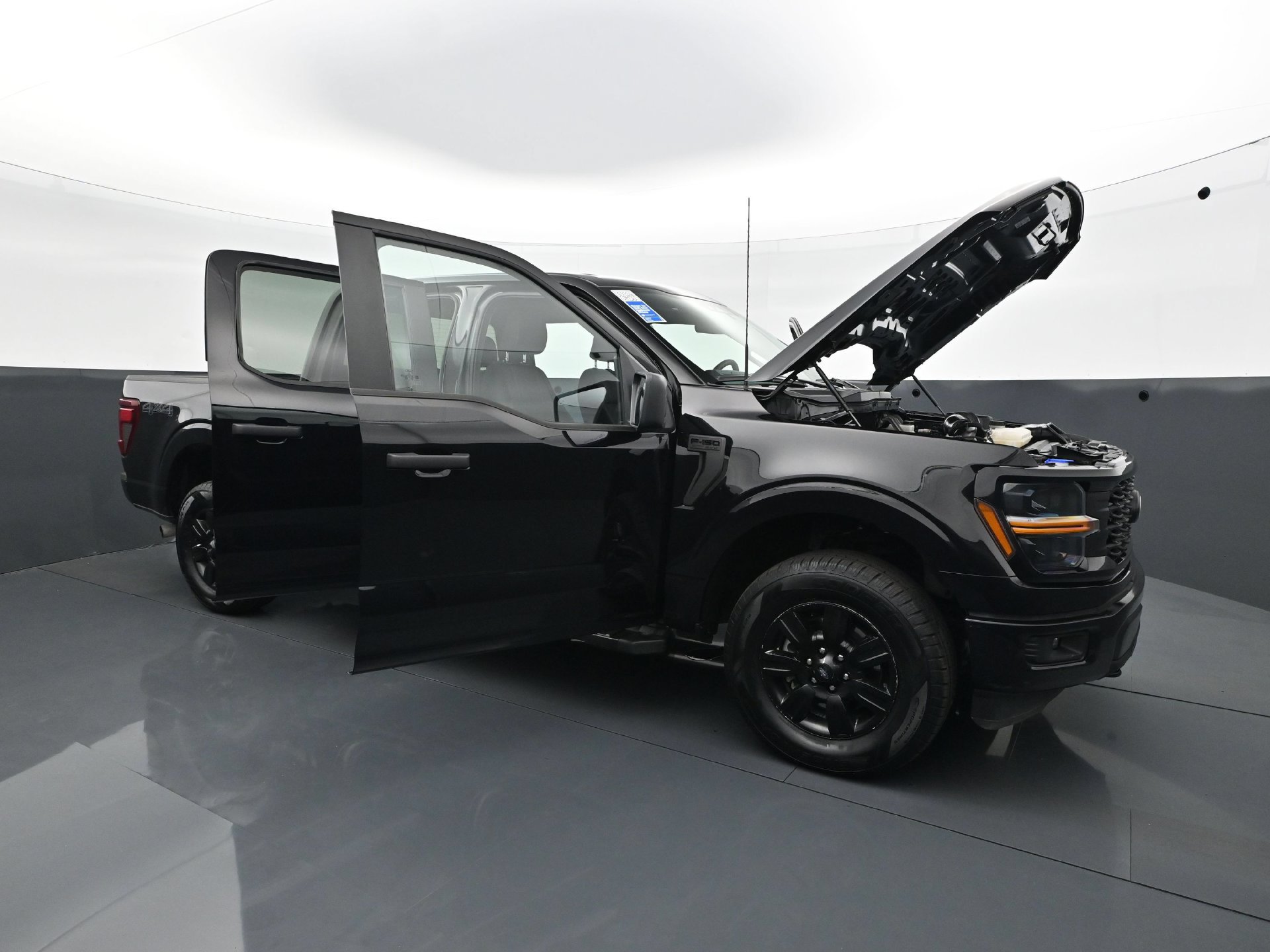 Used 2025 Ford F150 STX w/ STX Black Appearance Package AWD/4WD image 34