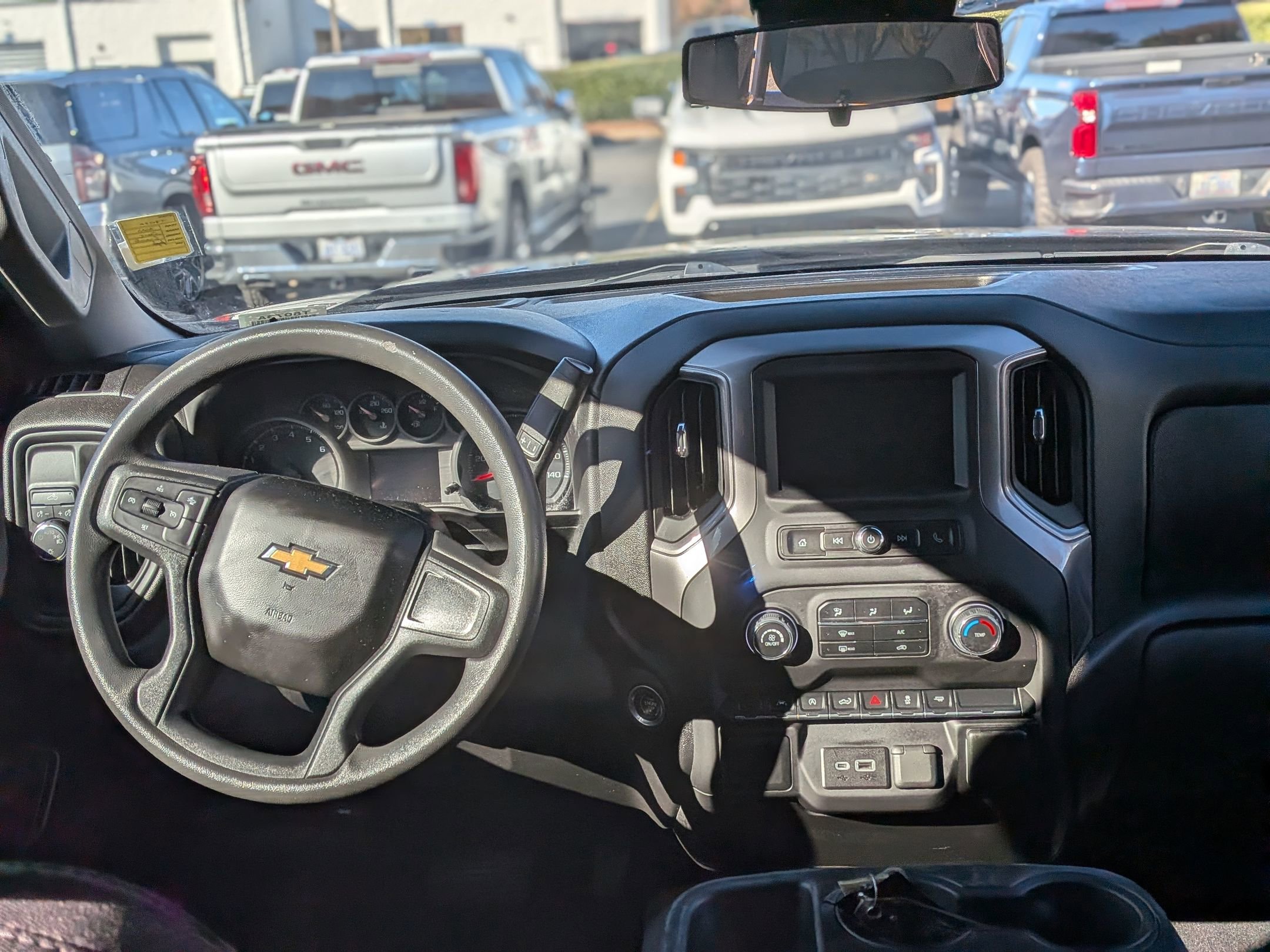 Used 2022 Chevrolet Silverado 1500 Custom image 19