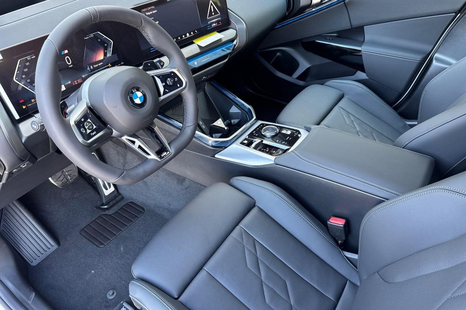 Used 2026 BMW X3 xDrive30i w/ Premium Package AWD/4WD image 4