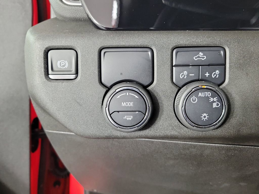 Used 2024 Chevrolet Silverado 1500 LT w/ Protection Package image 28