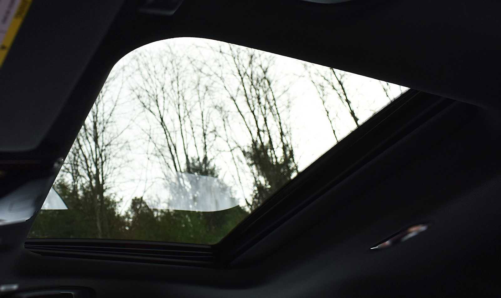 Used 2023 BMW 330e xDrive w/ Premium Package image 13