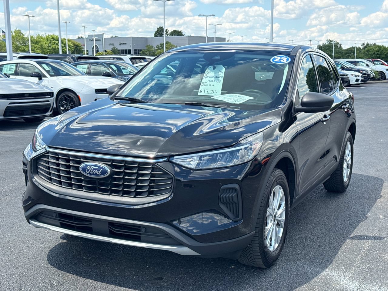 Used 2023 Ford Escape Active w/ Tech Pack #1 AWD/4WD image 7