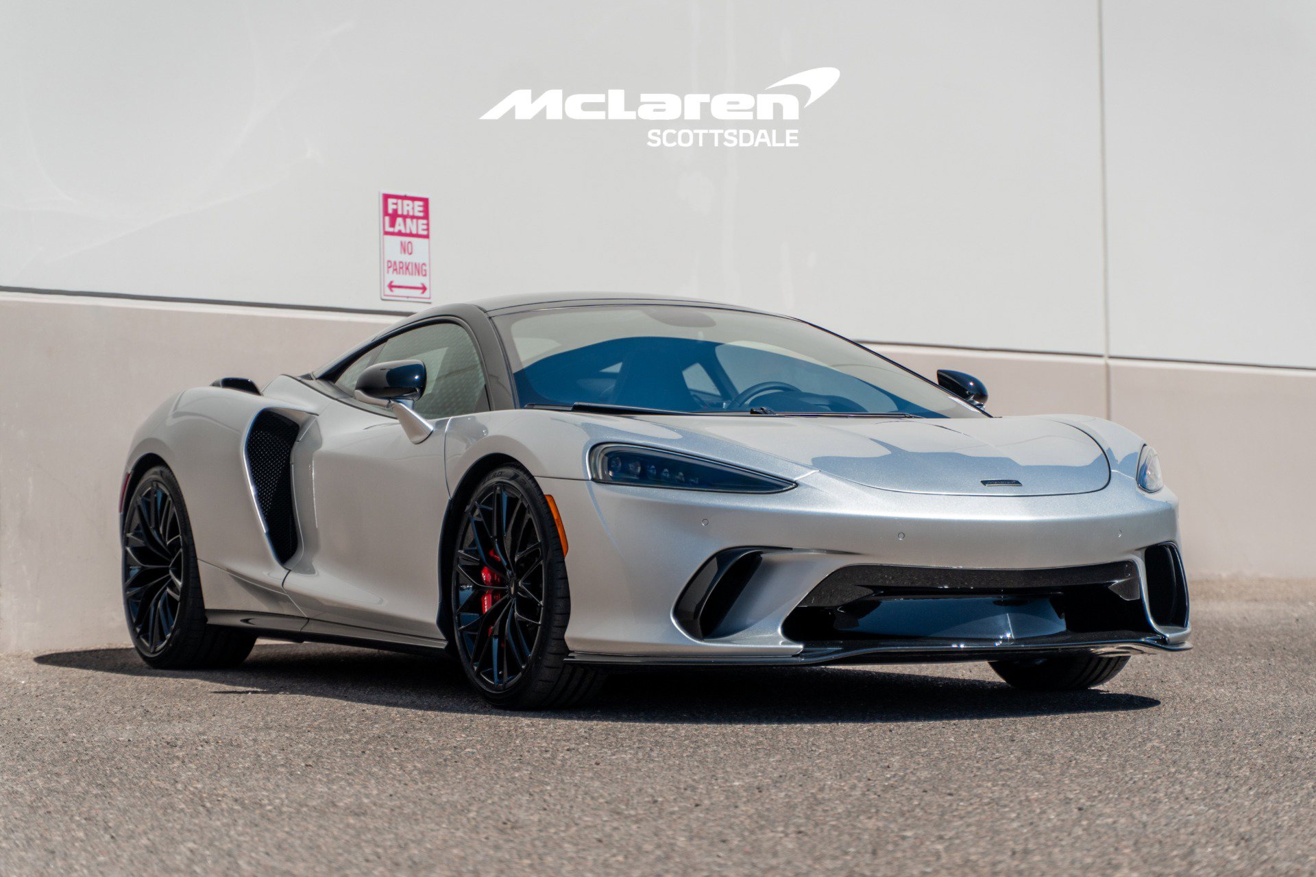 New 2026 McLaren GTS image 9