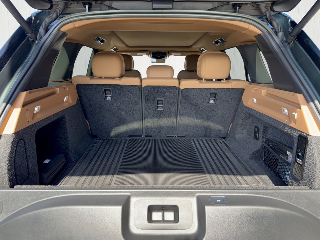 Used 2023 Land Rover Range Rover SE AWD/4WD image 28