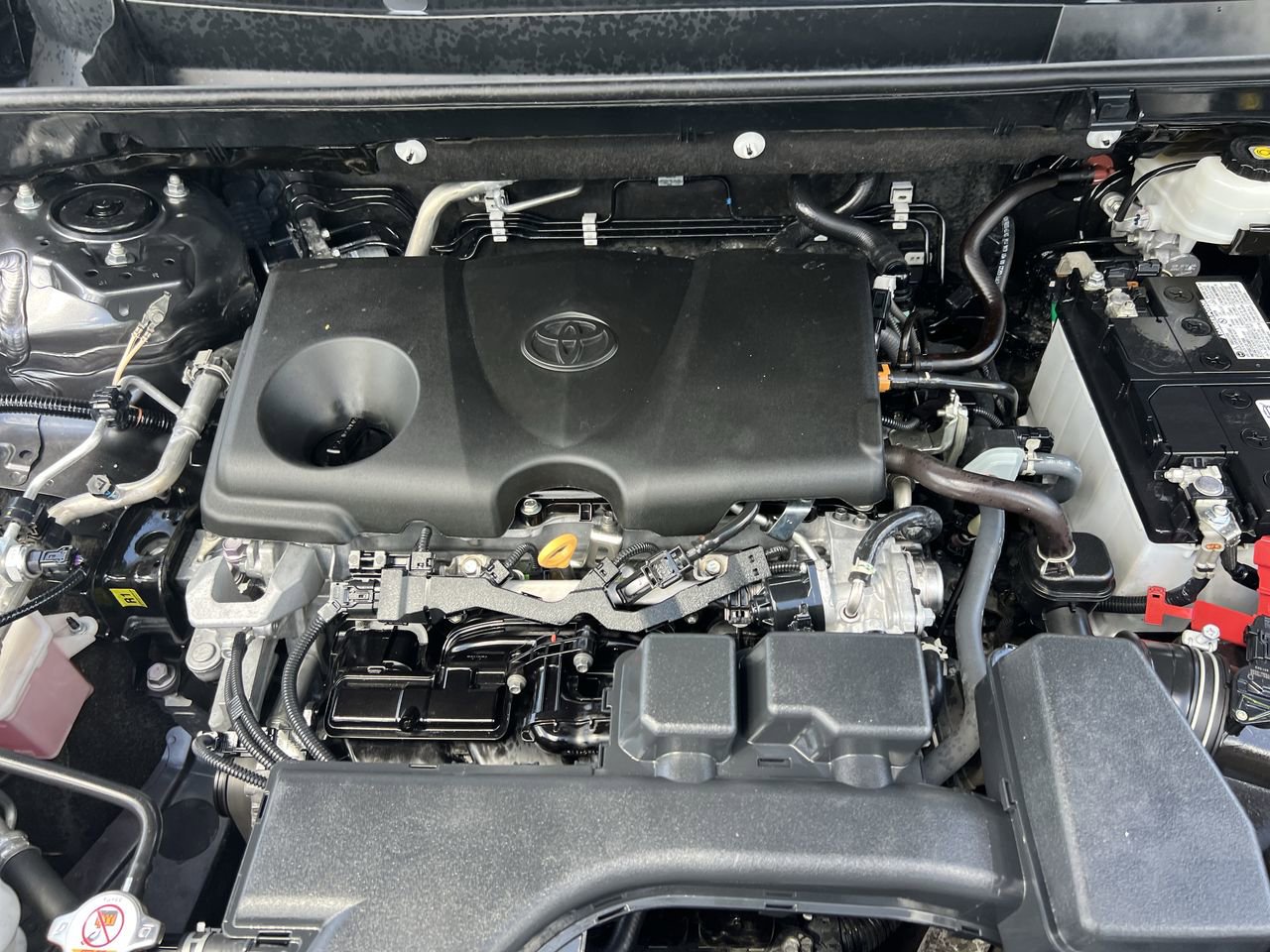 Used 2024 Toyota RAV4 XLE w/ Convenience Package FWD image 35