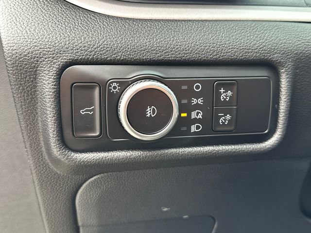 Used 2023 Ford Explorer XLT w/ Equipment Group 202A image 27