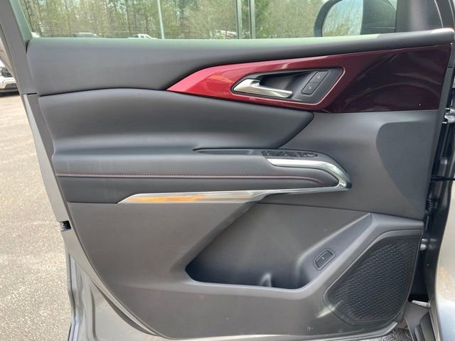 New 2026 Chevrolet Traverse Z71 w/ Driver Confidence Package image 15