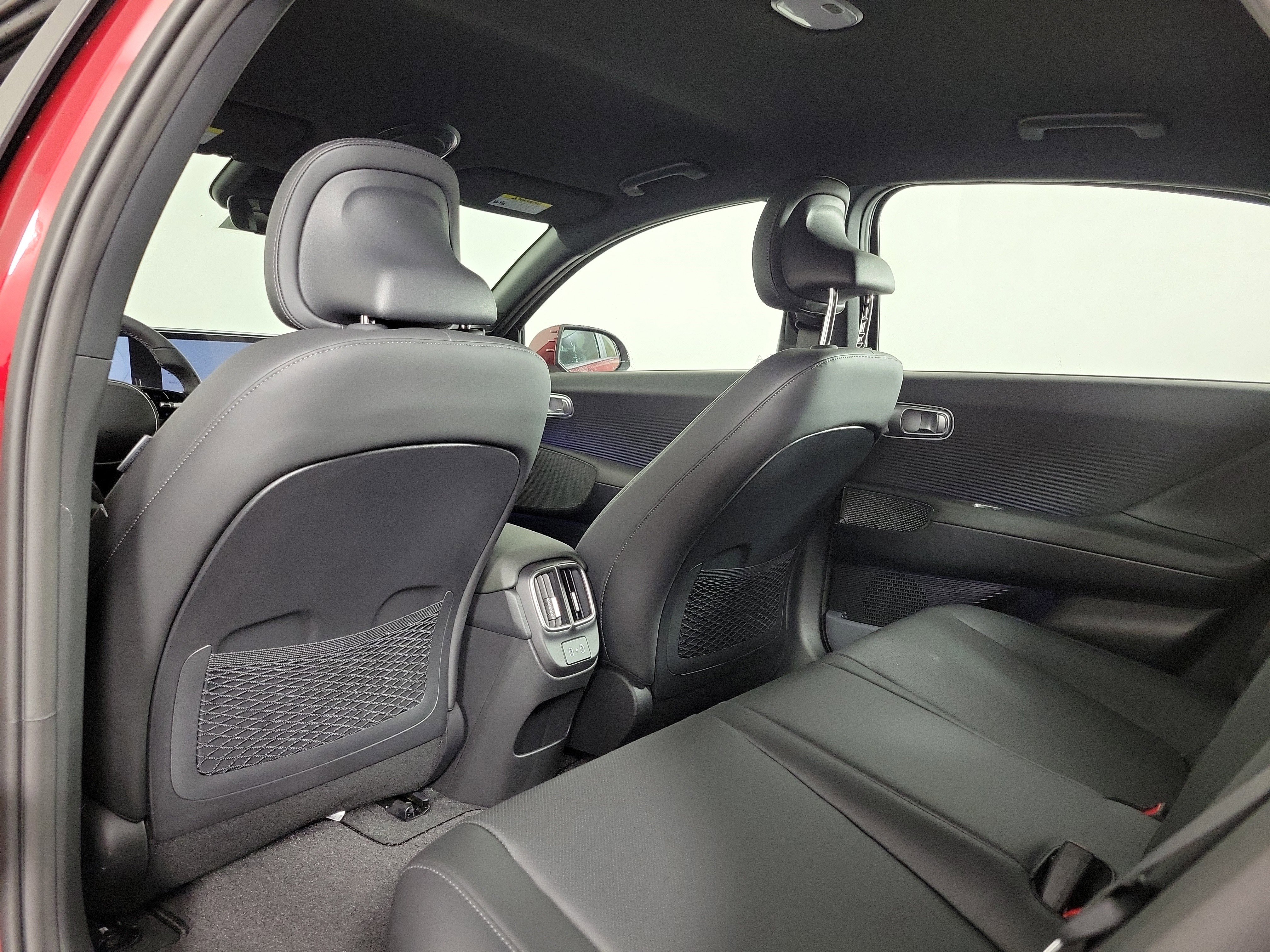 New 2025 Hyundai Ioniq 6 SEL image 31