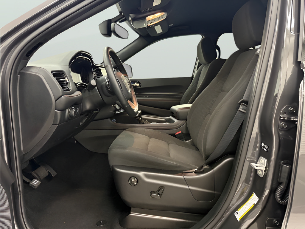 Used 2025 Dodge Durango GT RWD image 12