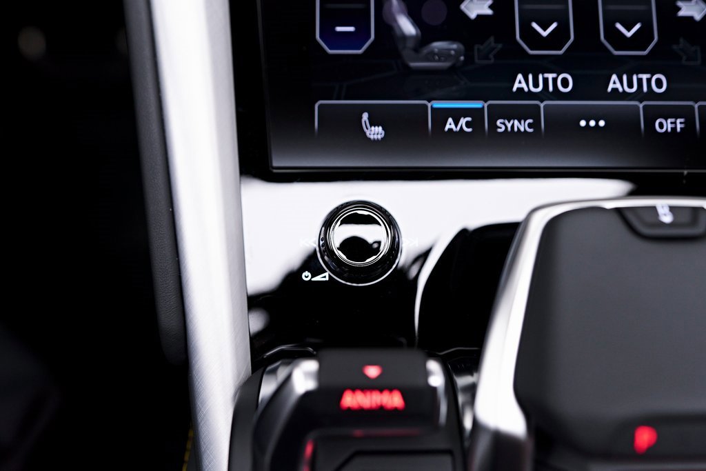 Used 2021 Lamborghini Urus image 76