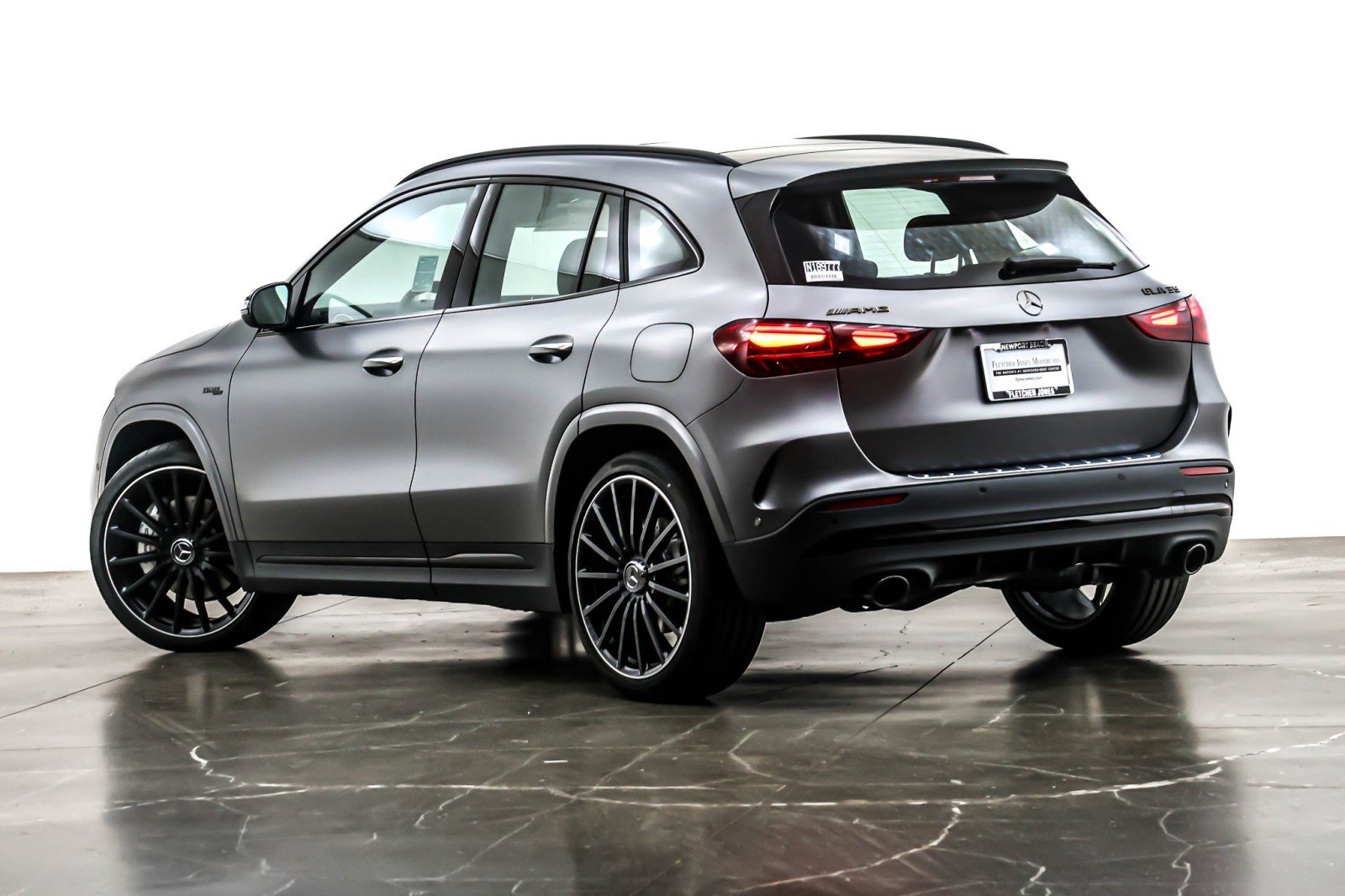 New 2026 Mercedes-Benz GLA 35 AMG 4MATIC image 12