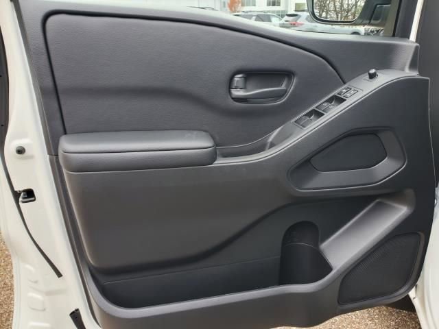 New 2026 Nissan Frontier SV image 18