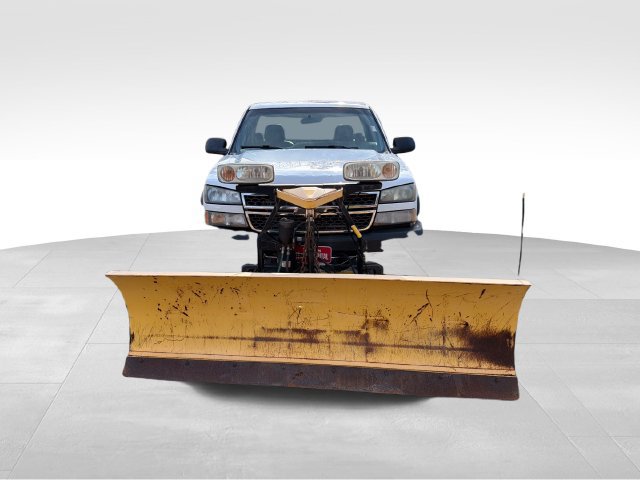 Used 2005 Chevrolet Silverado 2500 W/T w/ Snow Plow Prep Package AWD/4WD image 8