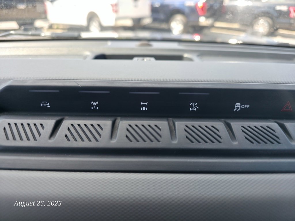 Used 2022 Ford Bronco Badlands image 27