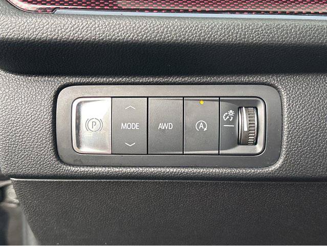 Used 2024 Chevrolet Traverse RS w/ LPO, Floor Liner Package AWD/4WD image 29