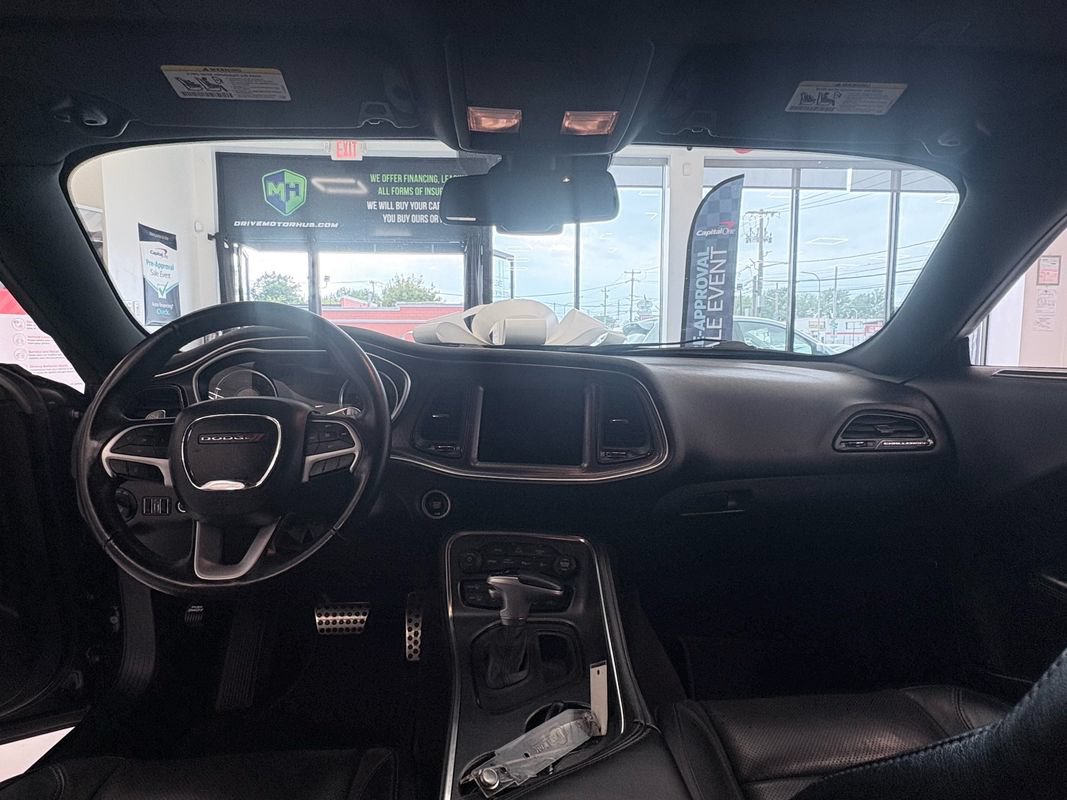 Used 2018 Dodge Challenger GT AWD/4WD image 15