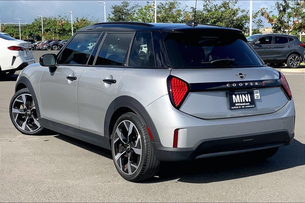 Used 2025 MINI Cooper S FWD image 13