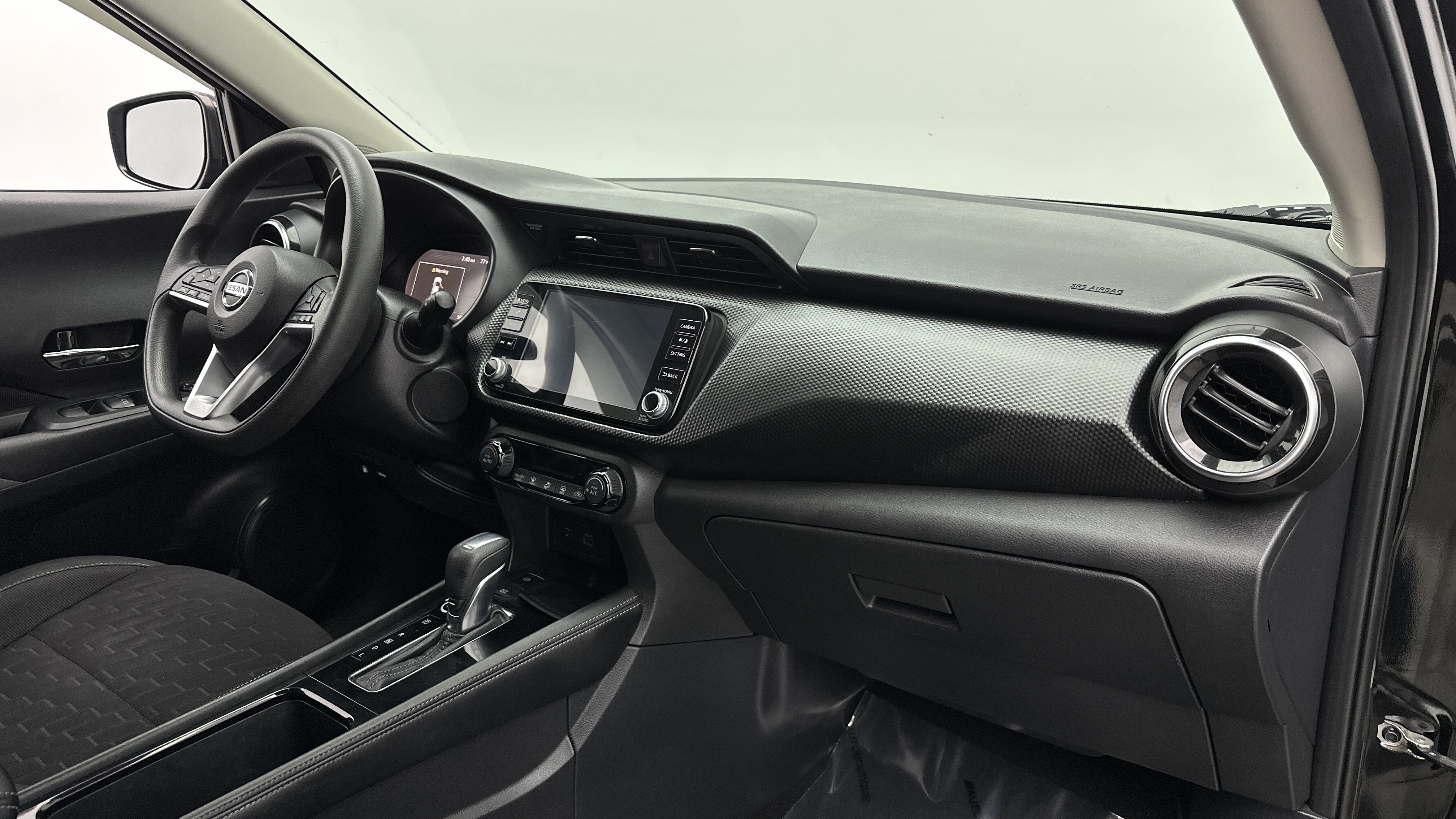Used 2021 Nissan Kicks SV FWD image 35
