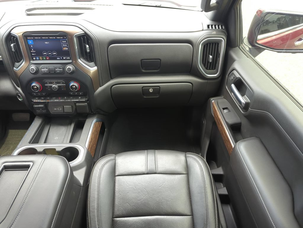 Used 2019 Chevrolet Silverado 1500 High Country w/ Technology Package RWD image 16