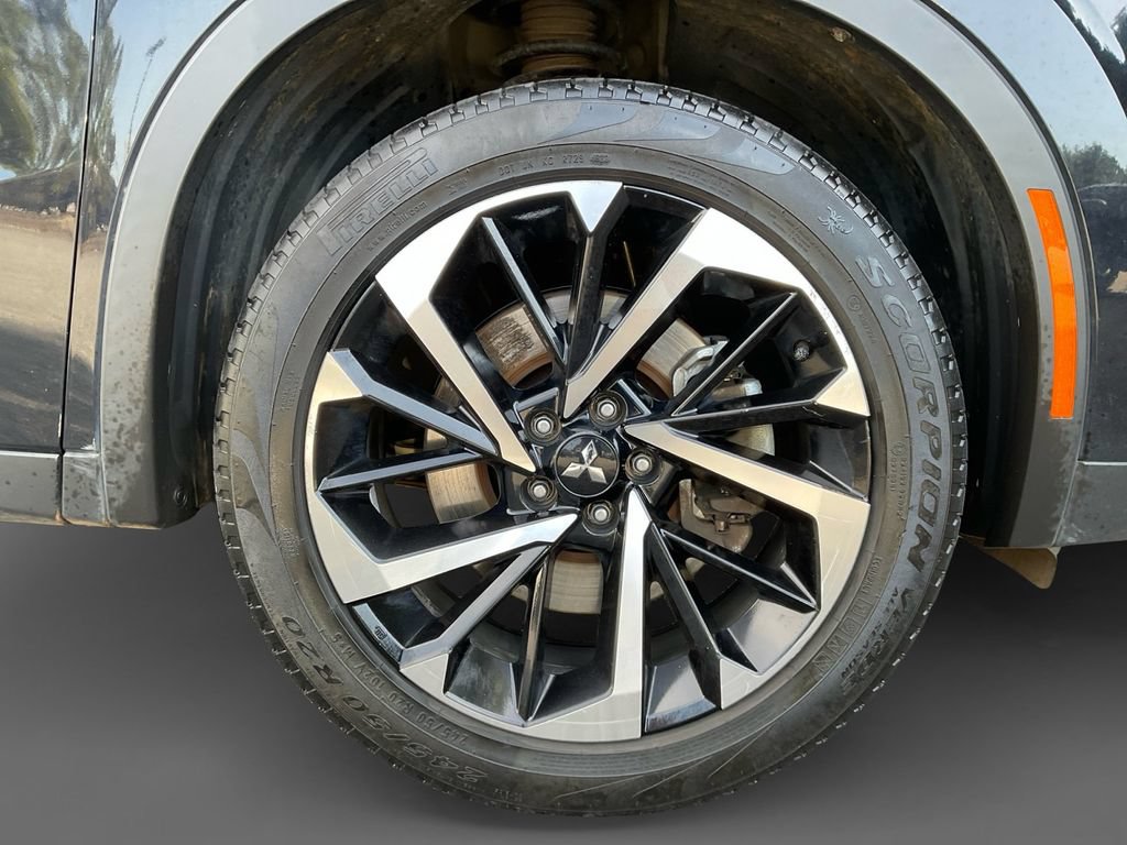 Used 2022 Mitsubishi Outlander ES AWD/4WD image 16