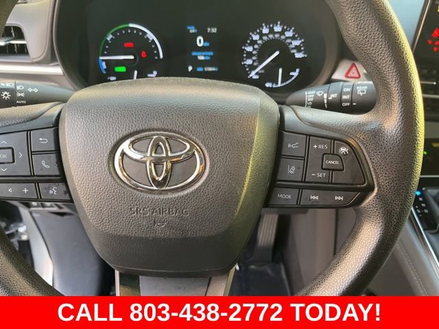 Used 2022 Toyota Sienna LE w/ LE Plus Package image 19