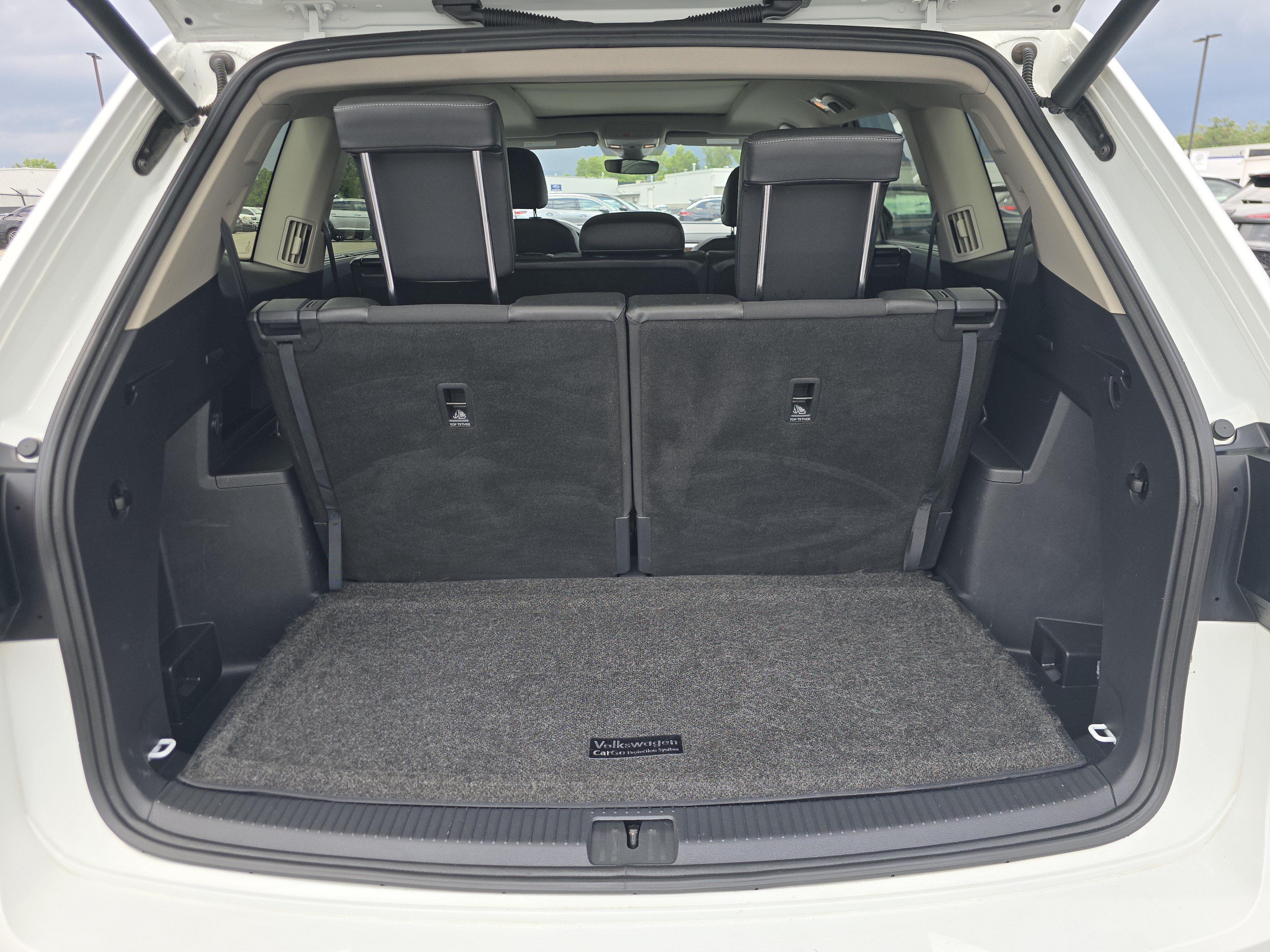 Used 2018 Volkswagen Atlas SEL Premium AWD/4WD image 18