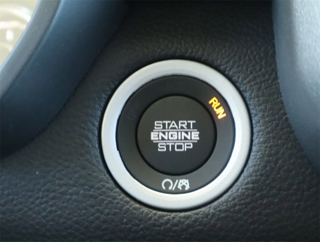 Used 2023 RAM 1500 Laramie image 13