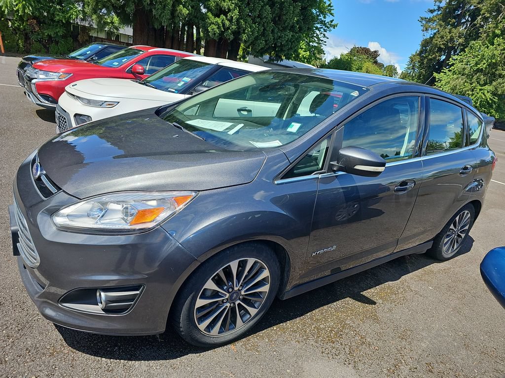 Used 2017 Ford C-MAX Titanium FWD image 3