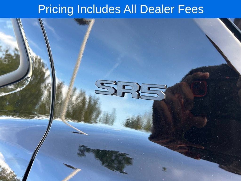 New 2026 Toyota 4Runner SR5 AWD/4WD image 13
