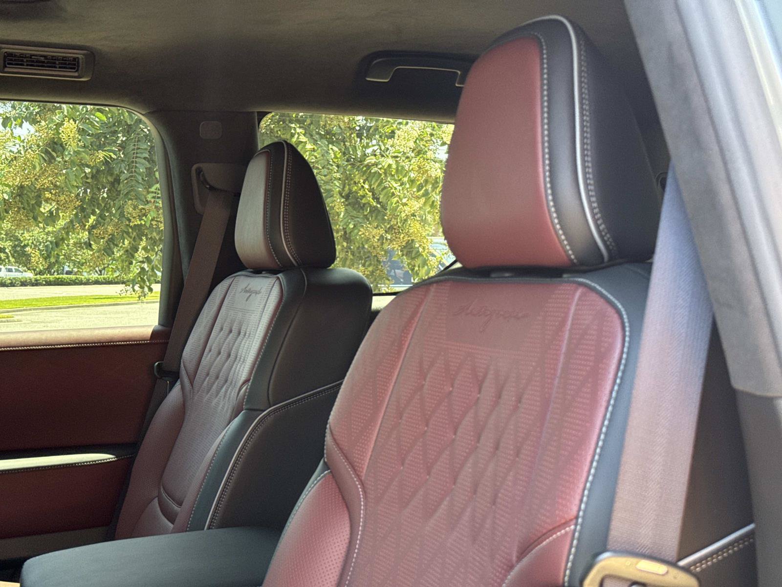 Used 2025 INFINITI QX80 Autograph AWD/4WD image 19