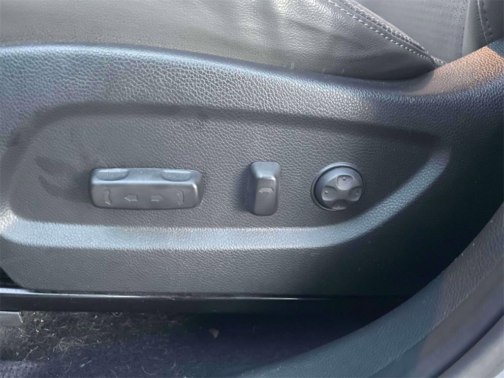 Used 2014 Hyundai Santa Fe Limited image 19