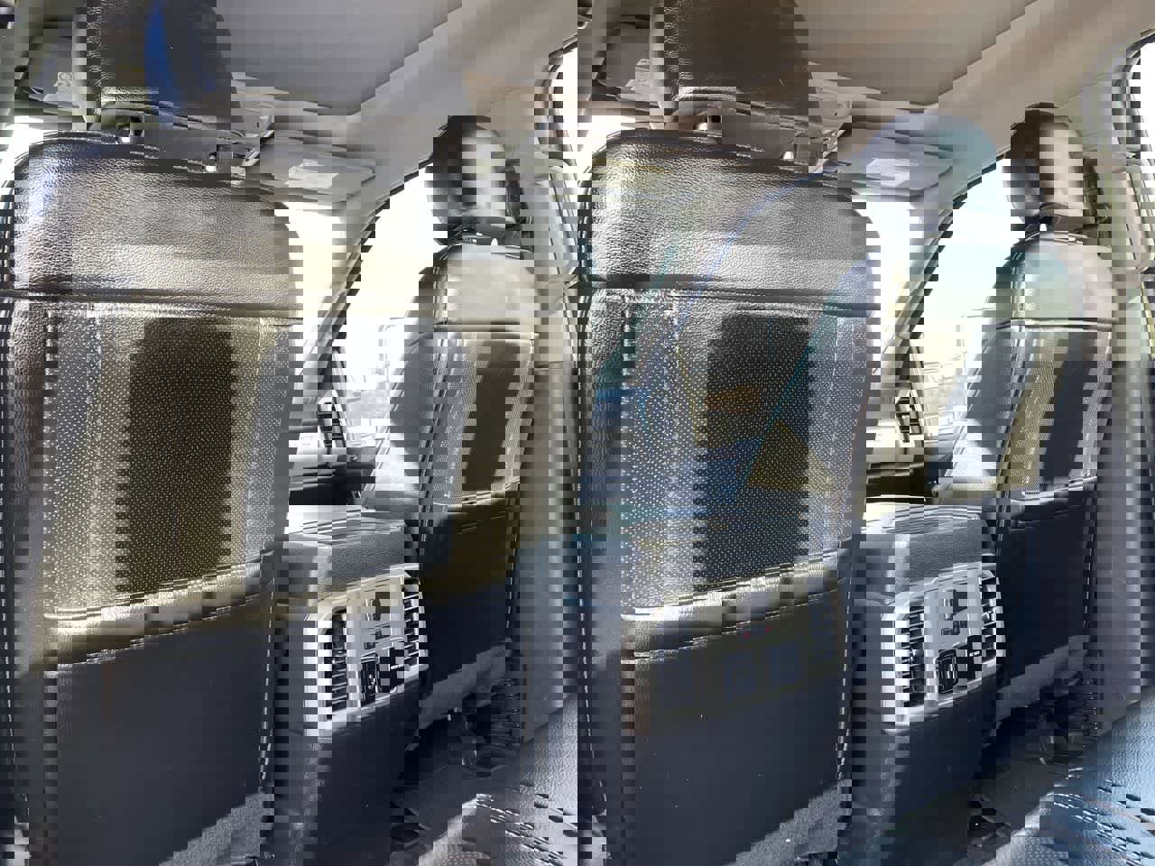 Used 2018 Ford F350 Lariat w/ Lariat Ultimate Package image 19