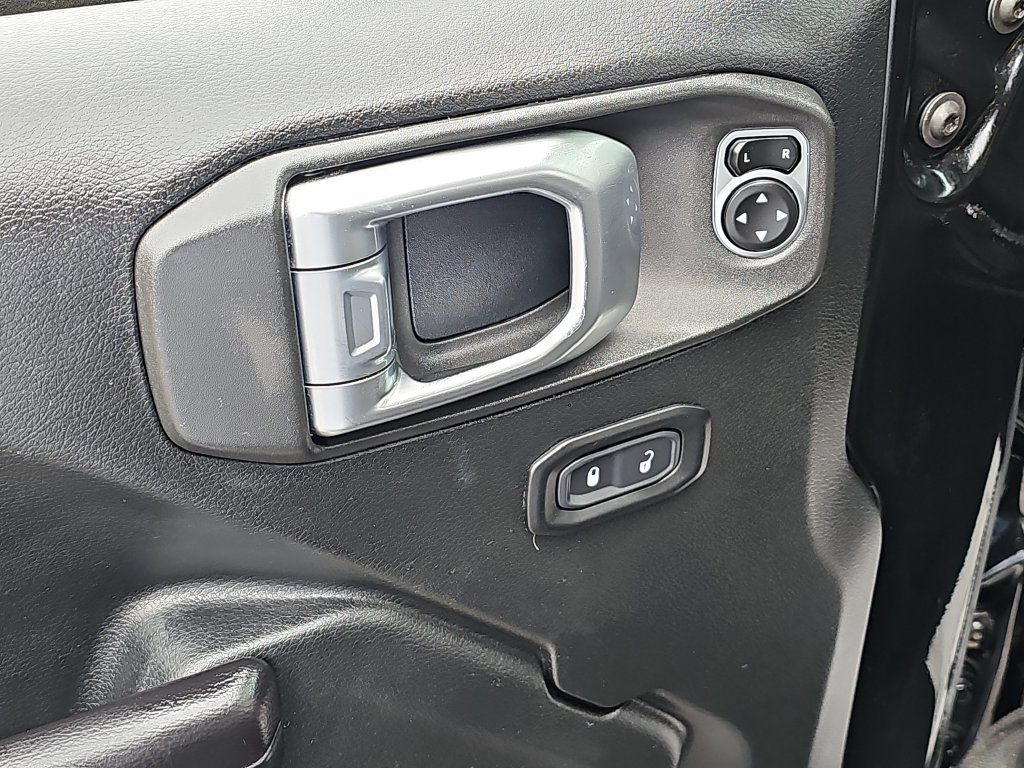 Used 2019 Jeep Wrangler Unlimited Sport S AWD/4WD image 23