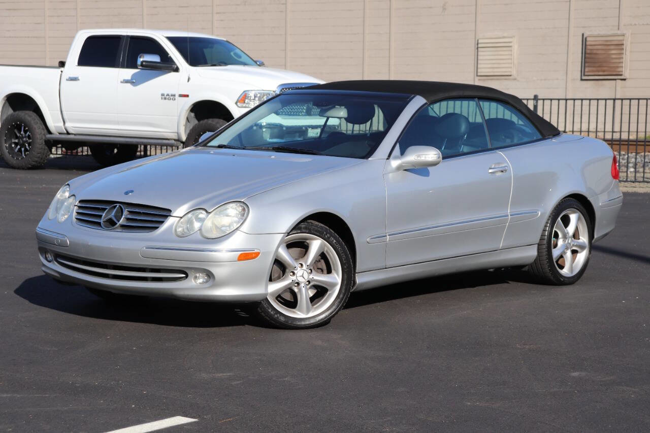 Used 2005 Mercedes-Benz CLK 320 Cabriolet image 13
