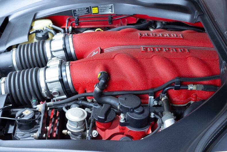 Used 2010 Ferrari California RWD image 66