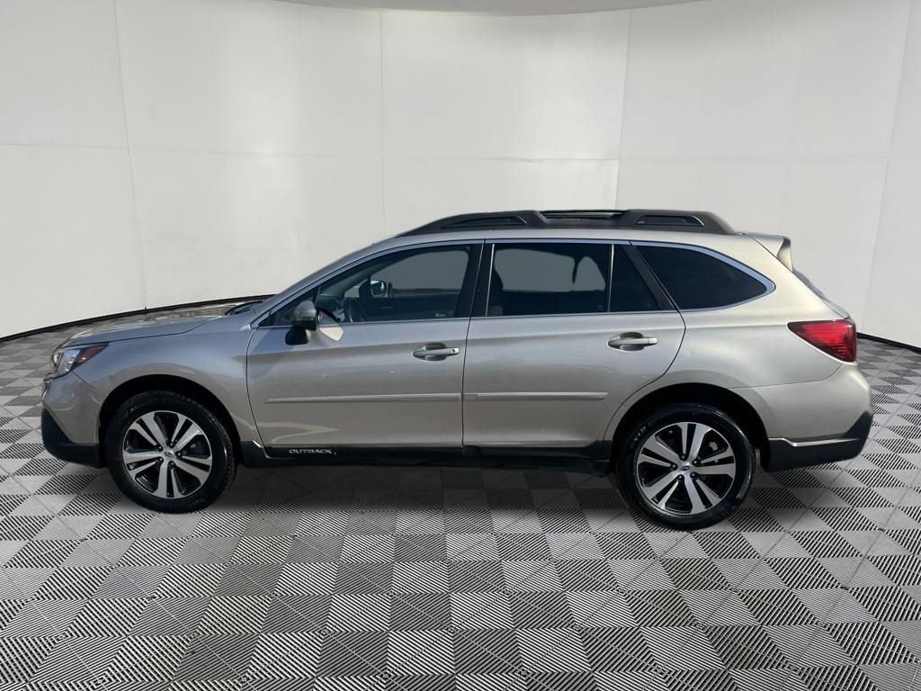 Used 2018 Subaru Outback 3.6R Limited AWD/4WD image 7