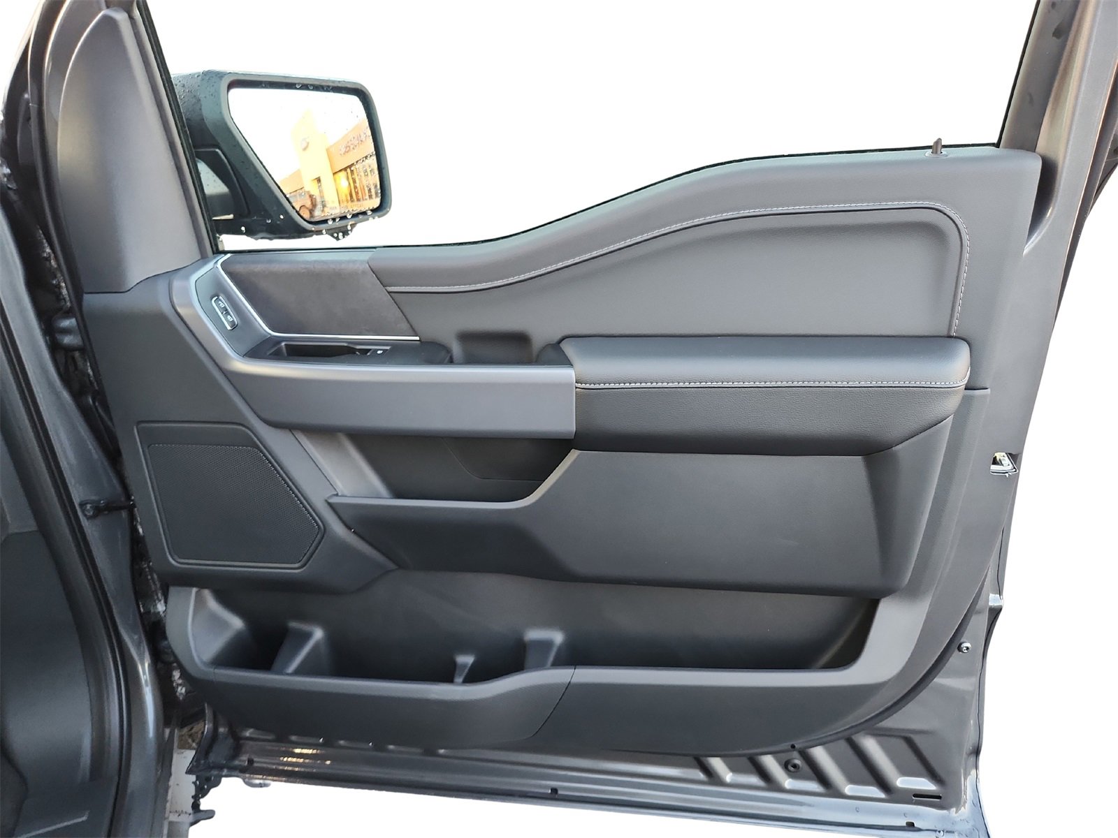 New 2026 Ford F150 XLT w/ Equipment Group 302A MID image 25