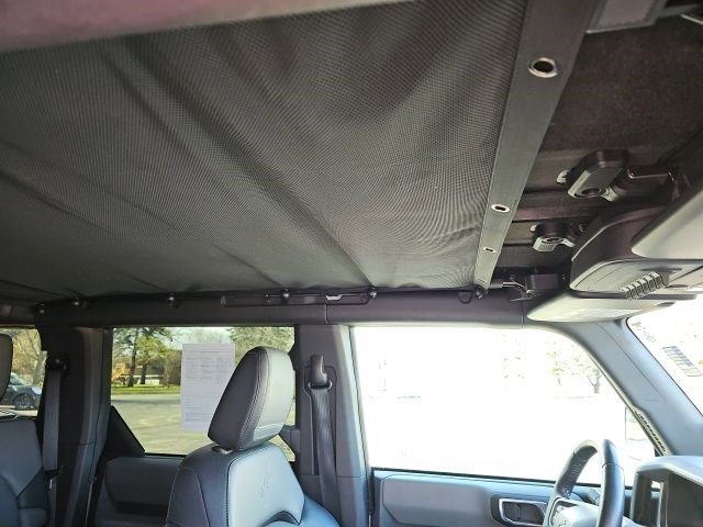 Used 2022 Ford Bronco Everglades image 15