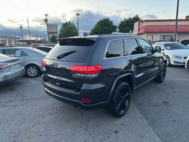 Used 2014 Jeep Grand Cherokee Altitude AWD/4WD image 5