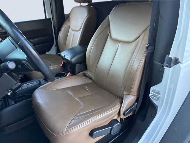 Used 2013 Jeep Wrangler Sahara AWD/4WD image 22