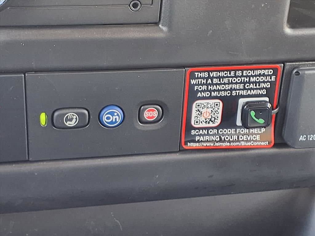 New 2025 Chevrolet Express 3500 w/ Power Convenience Package RWD image 18