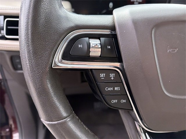 Used 2022 Lincoln Nautilus FWD image 18