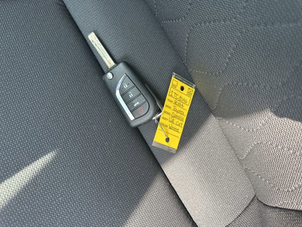 Used 2024 Toyota Corolla LE image 29