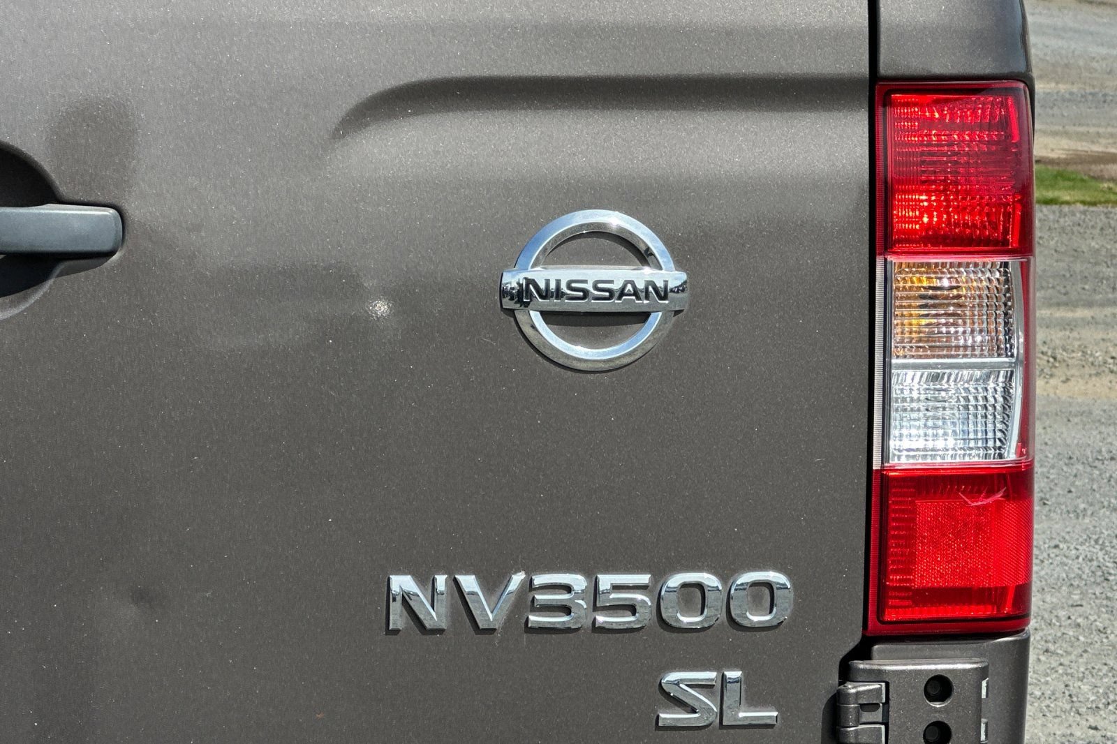Used 2019 Nissan NV 3500 SL RWD image 47