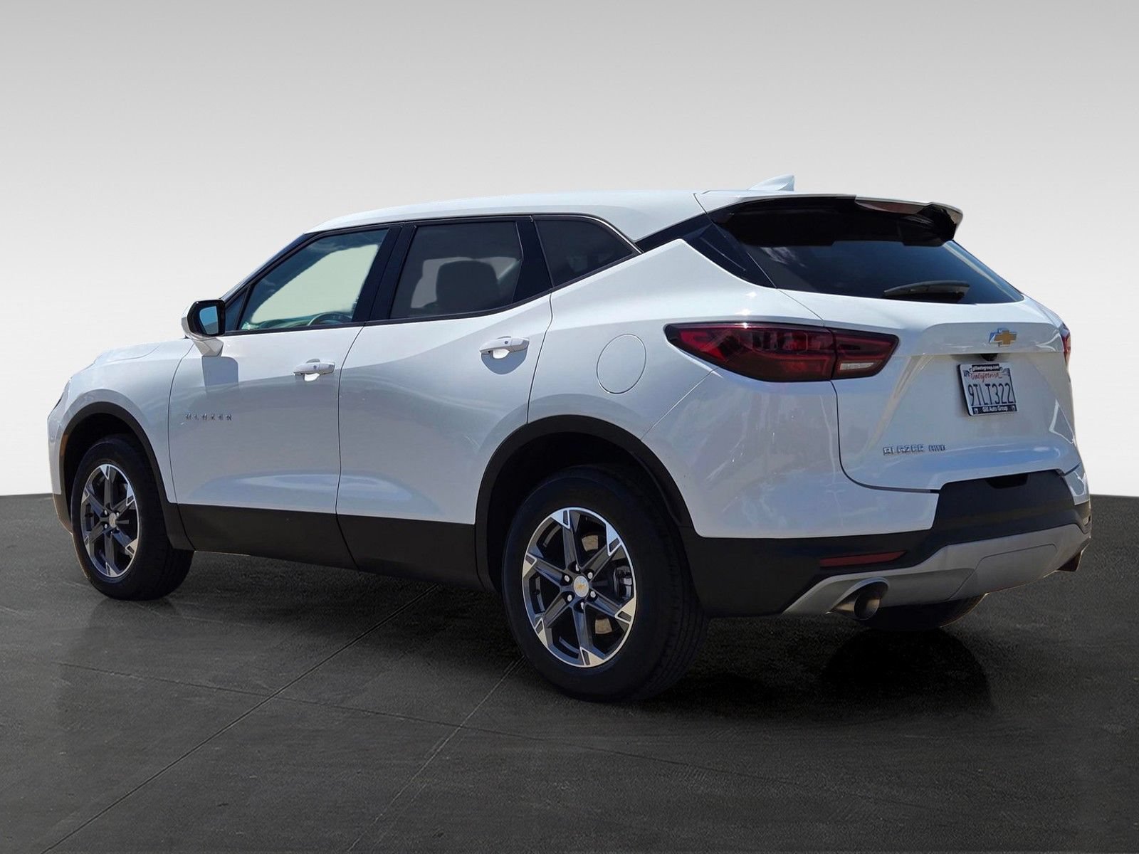 Used 2025 Chevrolet Blazer LT AWD/4WD image 6